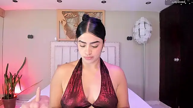 Paula Desousa online show from March 7, 2026, 7:55 pm