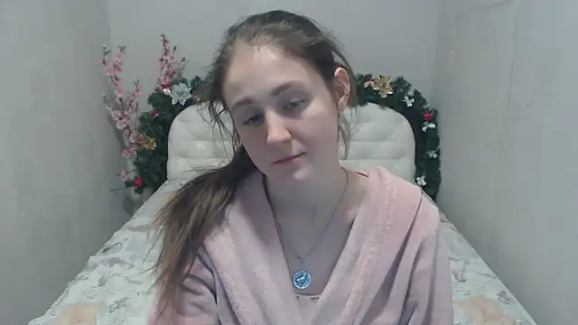 Holliy Cooper online show from January 16, 2025, 3:35 pm