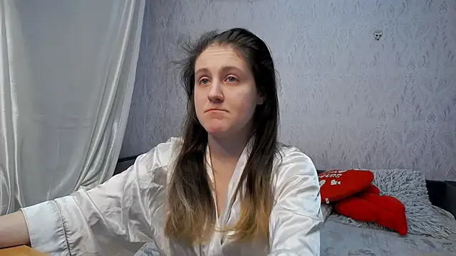 Holliy Cooper online show from February 21, 2026, 8:37 am