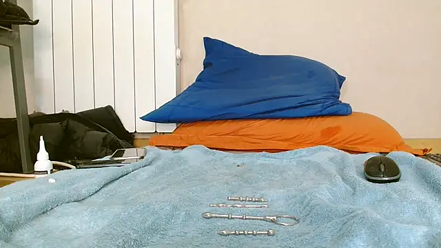 Snapshot of EXTREMSLAV chatting on February 21, 2025, 6:26 pm EXTREMSLAV online show from February 21, 2025, 6:26 pm