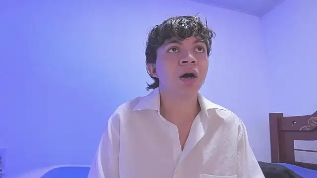 Snapshot of Lucaas_King chatting on January 20, 2025, 2:03 pm Lucaas King online show from January 20, 2025, 2:03 pm