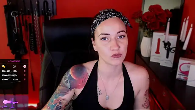 Snapshot of _Jane_Warren_ chatting on March 13, 2025, 5:39 pm Jane Warren online show from March 13, 2025, 5:39 pm