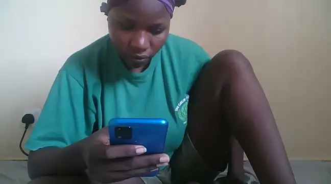 prettychic5 online show from December 27, 2024, 10:01 am