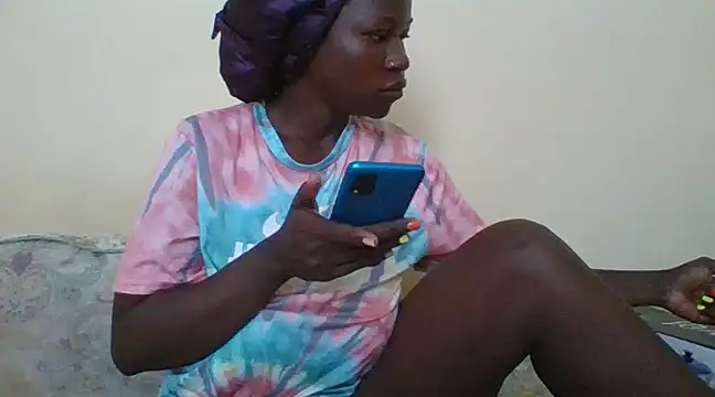 prettychic5 online show from January 23, 2025, 6:39 am