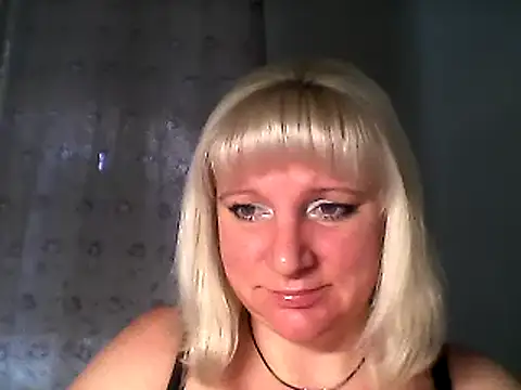 Snapshot of MeilomaWesa chatting on January 3, 2025, 11:25 am MeilomaWesa online show from January 3, 2025, 11:25 am