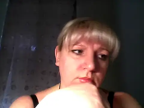 Snapshot of MeilomaWesa chatting on February 23, 2025, 5:45 am MeilomaWesa online show from February 23, 2025, 5:45 am