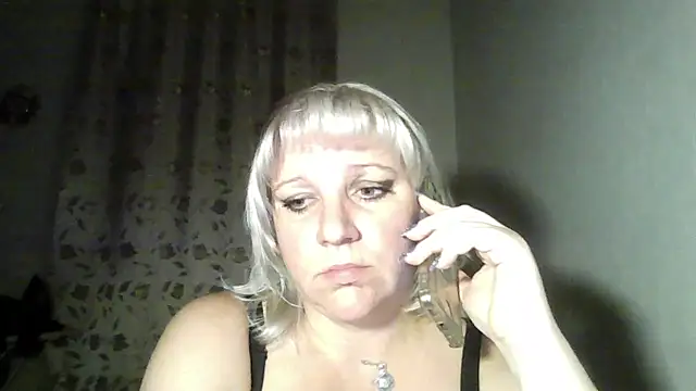 Snapshot of MeilomaWesa chatting on October 3, 2025, 8:06 pm MeilomaWesa online show from October 3, 2025, 8:06 pm