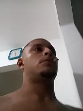 emrehliug12 online show from March 19, 2026, 2:26 am