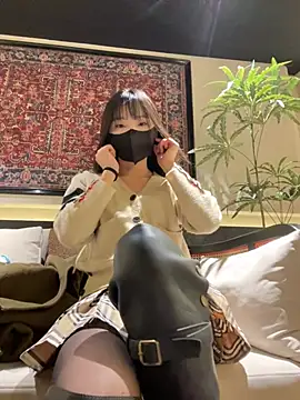 Asia-Lynn online show from January 13, 2026, 12:21 pm