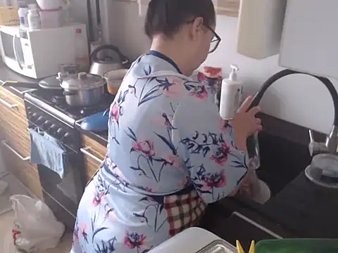 Alma44 online show from January 8, 2026, 9:11 am