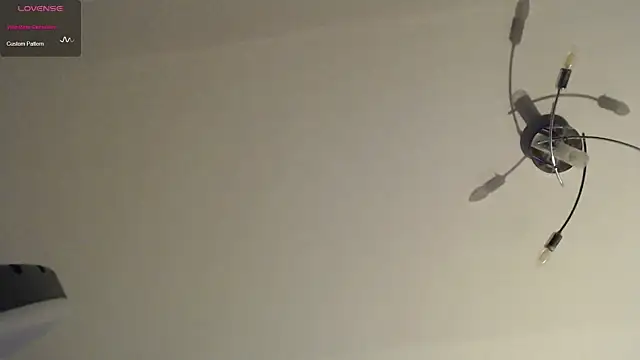 robertsoyummy online show from March 4, 2026, 10:05 pm