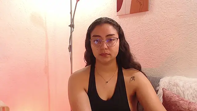 Snapshot of _Kim__M chatting on February 22, 2026, 2:48 pm Kim M online show from February 22, 2026, 2:48 pm