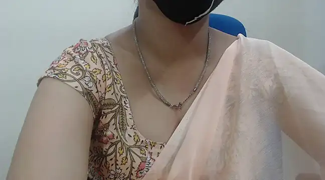 Snapshot of Lovely_Siri_23 chatting on March 17, 2025, 10:49 pm Lovely Siri 23 online show from March 17, 2025, 10:49 pm