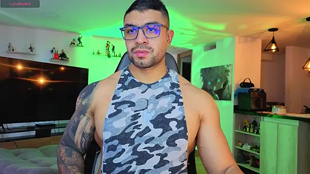 Michael Diamond online show from October 26, 2025, 8:04 pm