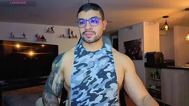 Michael Diamond online show from November 4, 2025, 2:10 am