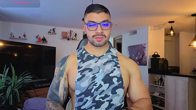 Michael Diamond online show from November 22, 2025, 5:01 pm