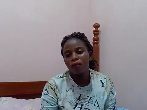 Snapshot of sweetbabra1 chatting on May 31, 2026, 7:48 pm sweetbabra1 online show from May 31, 2026, 7:48 pm