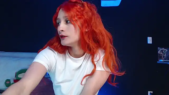 skinny Raven online show from December 16, 2025, 1:10 am