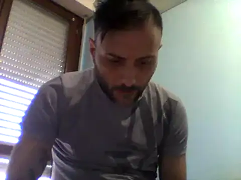 coppiasenzacensura online show from March 18, 2025, 3:31 pm