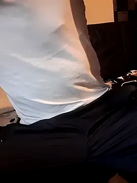 Snapshot of PIercingBoy38 chatting on January 24, 2025, 1:03 pm PIercingBoy38 online show from January 24, 2025, 1:03 pm