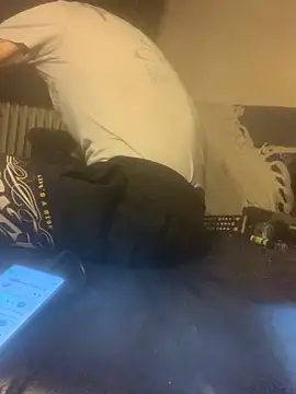 Snapshot of PIercingBoy38 chatting on February 17, 2025, 6:48 pm PIercingBoy38 online show from February 17, 2025, 6:48 pm