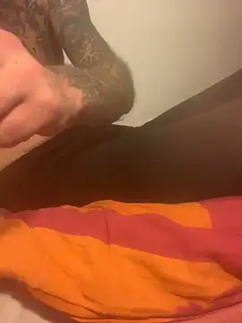 Snapshot of PIercingBoy38 chatting on February 20, 2025, 9:31 pm PIercingBoy38 online show from February 20, 2025, 9:31 pm