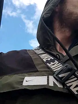 Snapshot of PIercingBoy38 chatting on September 28, 2025, 1:05 pm PIercingBoy38 online show from September 28, 2025, 1:05 pm