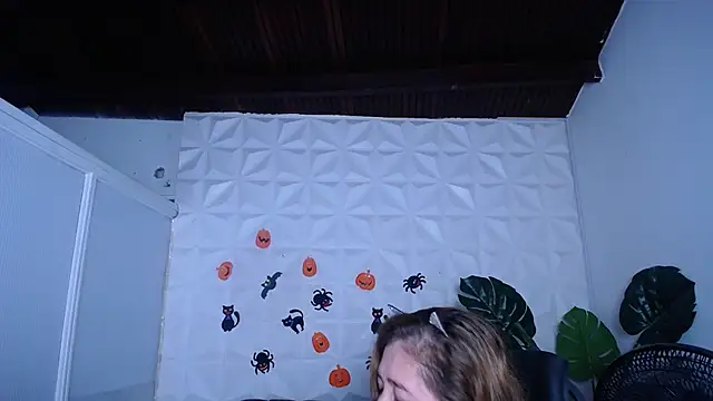 Valentinaa mature online show from October 1, 2025, 8:20 am