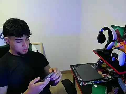 Snapshot of matias_bianco chatting on December 4, 2025, 3:49 am matias bianco online show from December 4, 2025, 3:49 am