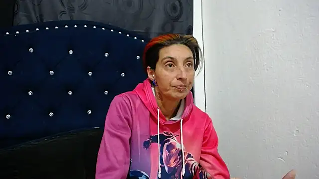 Snapshot of anyu1306 chatting on January 6, 2025, 2:37 am anyu1306 online show from January 6, 2025, 2:37 am