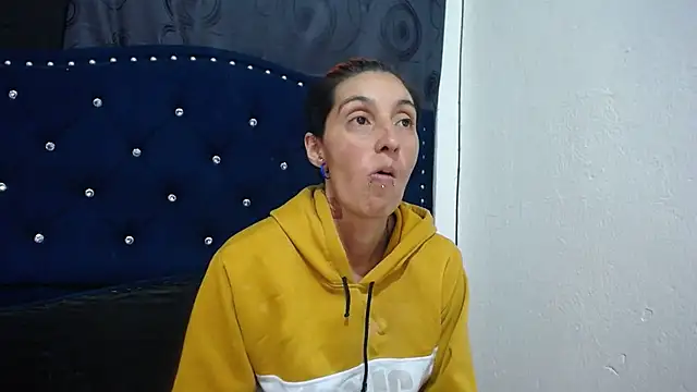 Snapshot of anyu1306 chatting on January 11, 2025, 2:09 am anyu1306 online show from January 11, 2025, 2:09 am