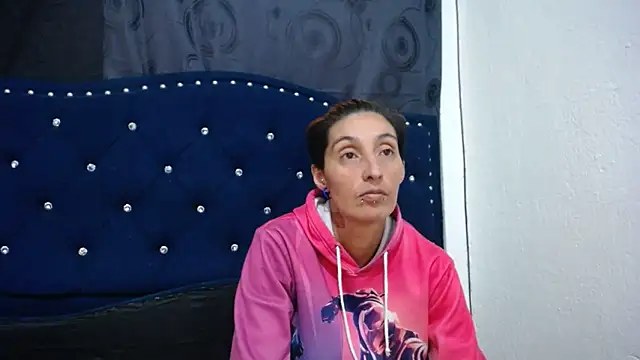 Snapshot of anyu1306 chatting on January 18, 2025, 11:21 am anyu1306 online show from January 18, 2025, 11:21 am