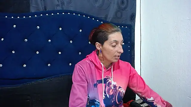 Snapshot of anyu1306 chatting on March 8, 2025, 8:44 am anyu1306 online show from March 8, 2025, 8:44 am