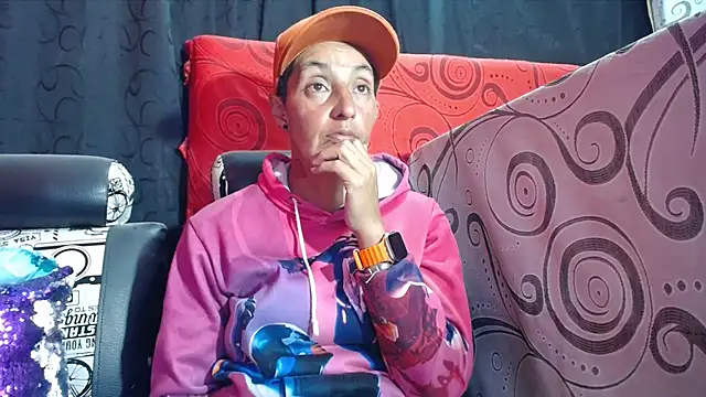 Snapshot of anyu1306 chatting on September 18, 2025, 7:38 pm anyu1306 online show from September 18, 2025, 7:38 pm