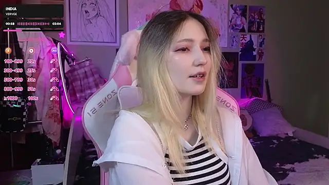 Evie Ro online show from January 7, 2025, 9:14 pm