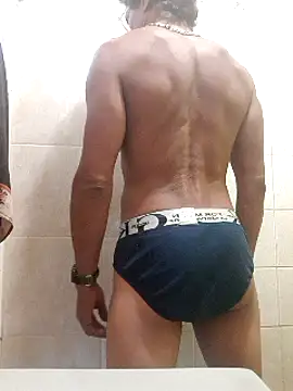 Snapshot of kvr27 chatting on March 19, 2025, 9:05 pm kvr27 online show from March 19, 2025, 9:05 pm