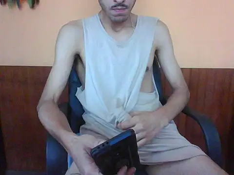 Snapshot of MisterMister45 chatting on April 29, 2026, 4:11 pm MisterMister45 online show from April 29, 2026, 4:11 pm