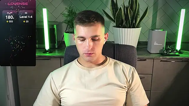 Sweeet  boy online show from January 24, 2025, 8:11 pm