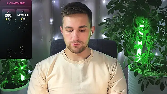 Sweeet  boy online show from February 17, 2025, 6:37 pm