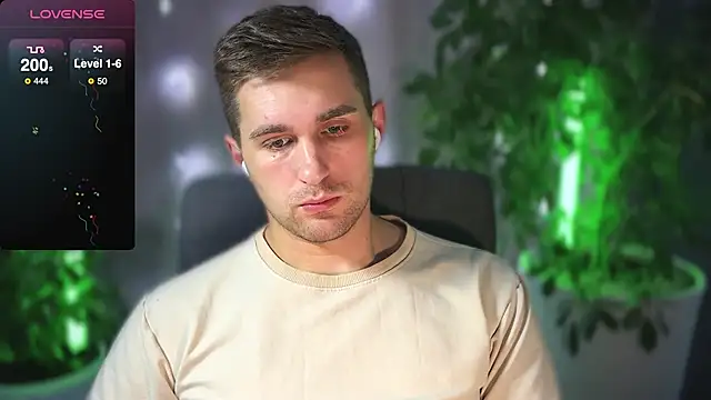 Sweeet  boy online show from February 26, 2025, 4:03 am