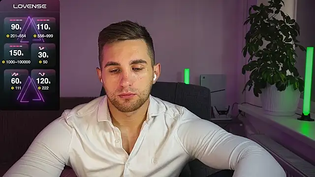 Sweeet  boy online show from October 8, 2025, 9:51 am