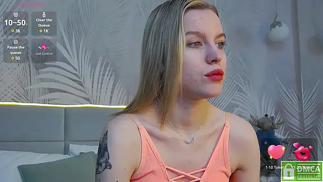Snapshot of AmaliaBell chatting on January 2, 2025, 1:19 pm AmaliaBell online show from January 2, 2025, 1:19 pm