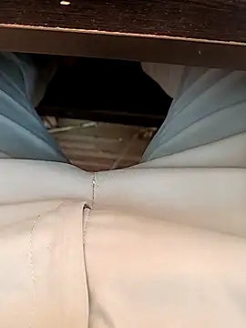 u wan me online show from March 15, 2025, 6:47 am