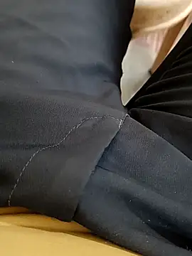 u wan me online show from November 5, 2025, 11:43 am