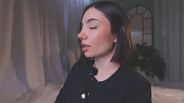 AmyArmstrong online show from March 31, 2026, 10:43 pm