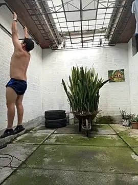 oliver price1 online show from November 17, 2025, 9:53 pm