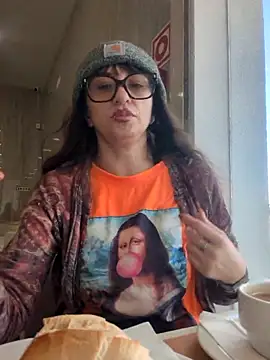 Snapshot of xgabyenlalunax chatting on November 19, 2025, 2:28 pm xgabyenlalunax online show from November 19, 2025, 2:28 pm