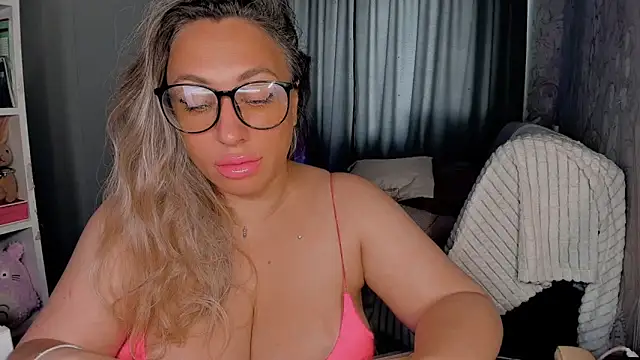 CumOnMy Tits online show from October 11, 2025, 1:38 am