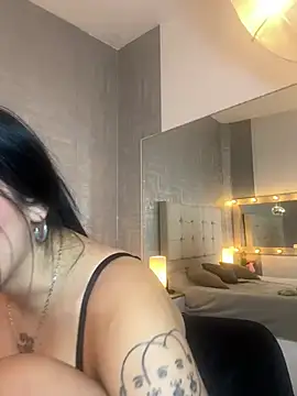 Baby Venuss online show from January 8, 2025, 6:31 am