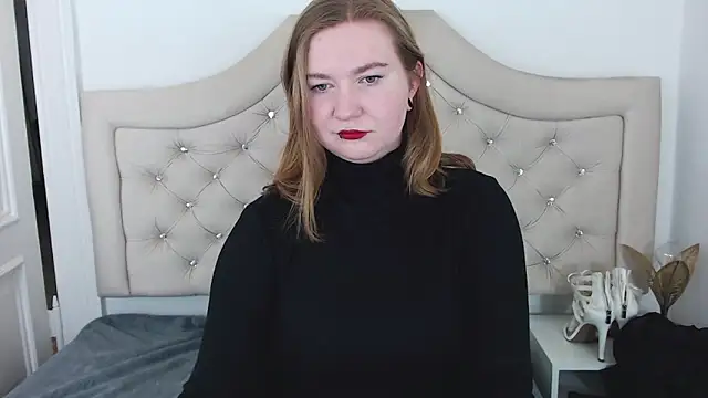 LaraDream online show from January 16, 2025, 8:36 pm